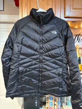 The North Face Women's Black Quilted Puffer Jacket